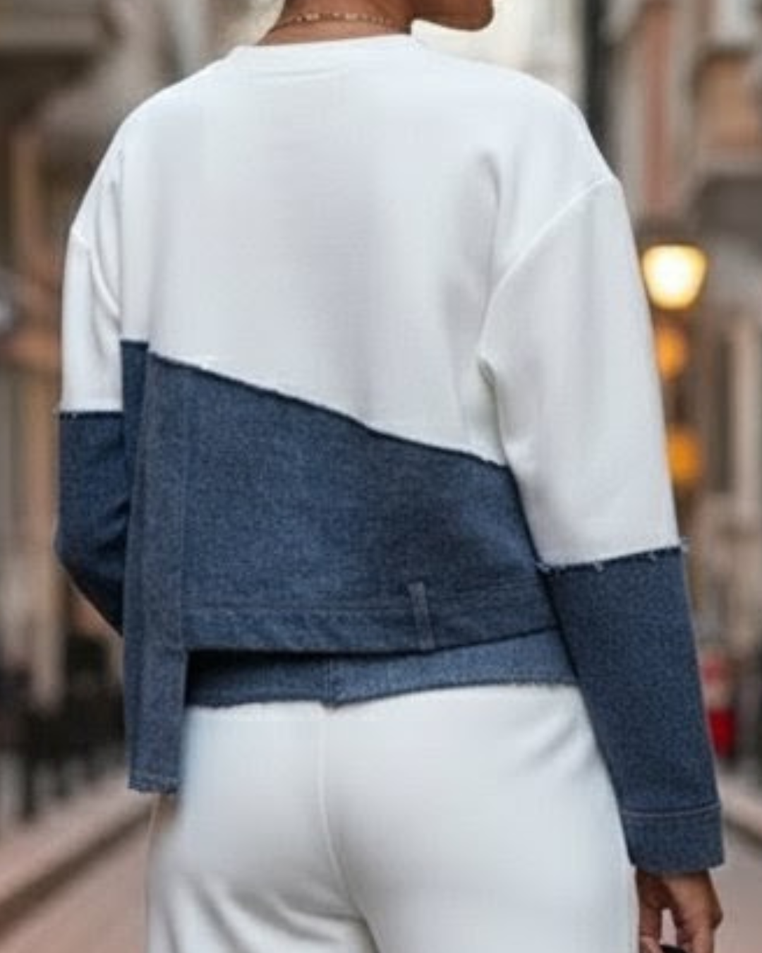 Aura — Conjunto blanco y tejano con diseño asimétrico